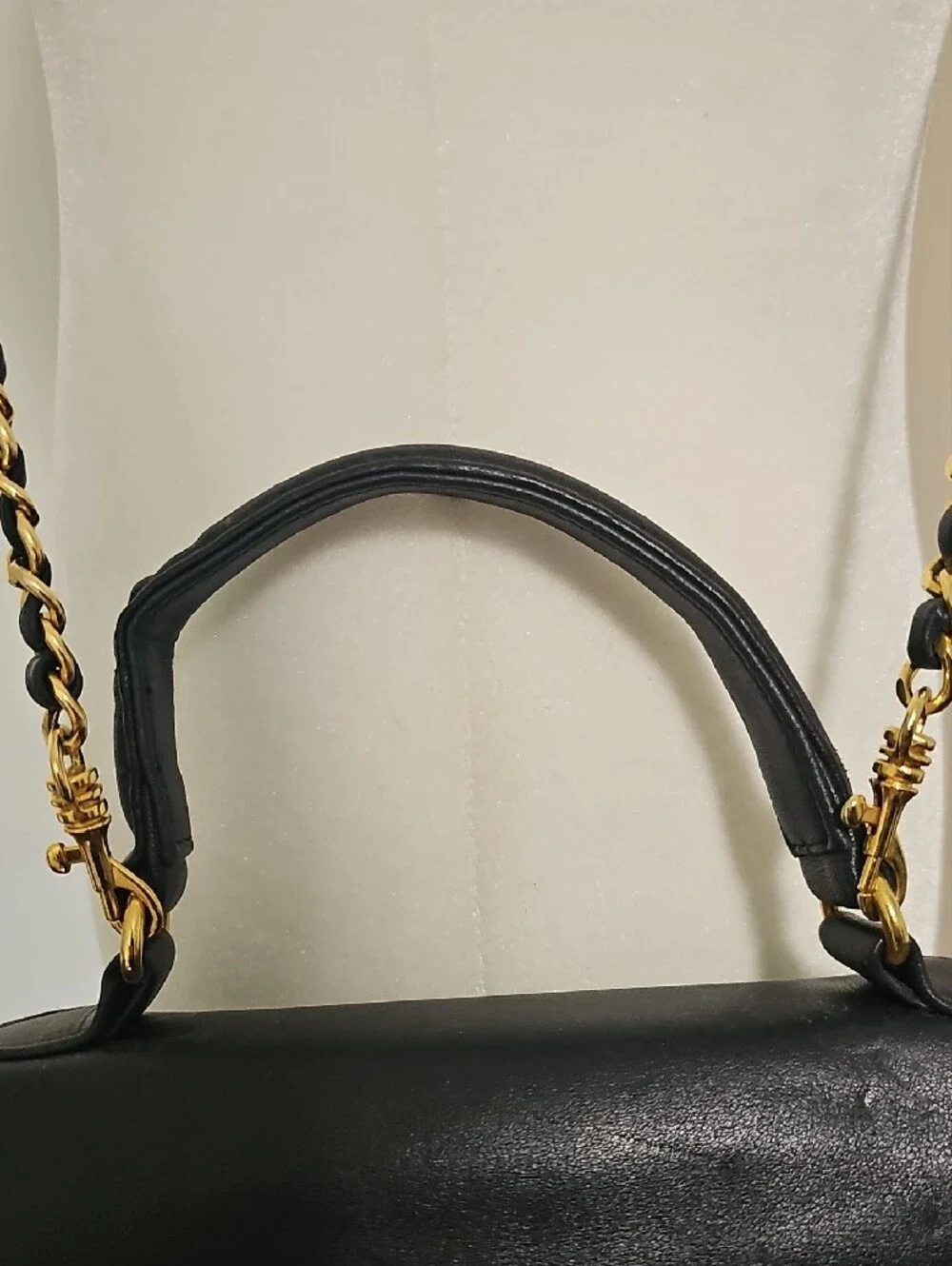 Vintage Giani Bernini Black Leather Top Handle Shoulder Bag Gold Chain Flap